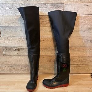BNWOT Dunlop safety plus men’s black rubber thigh waders steel toe boots size 44